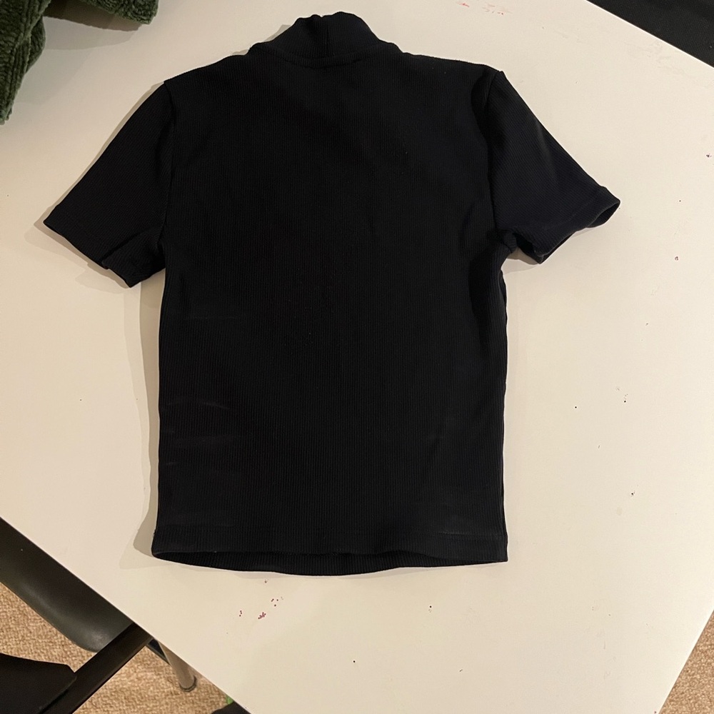Aritzia babaton  mock neck women’s fitted top